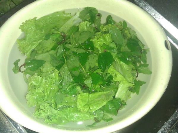 Zakaj namakanje zelenjave v vodi ni priporočljivo